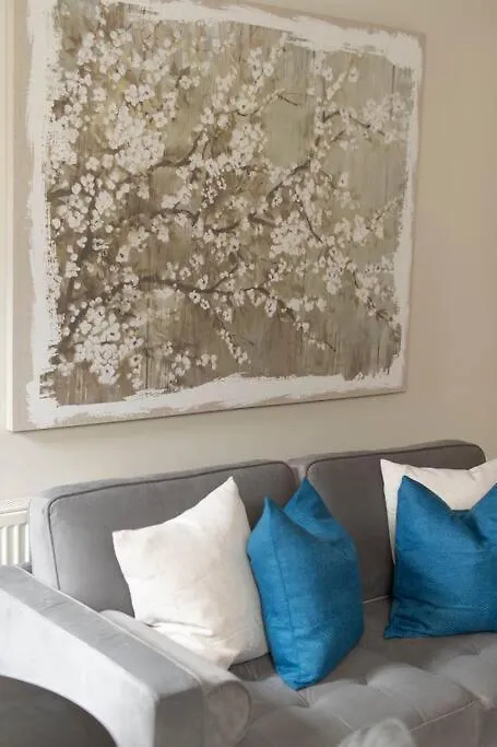 Elegant 1-Br Retreat In Ilford Centre Διαμέρισμα