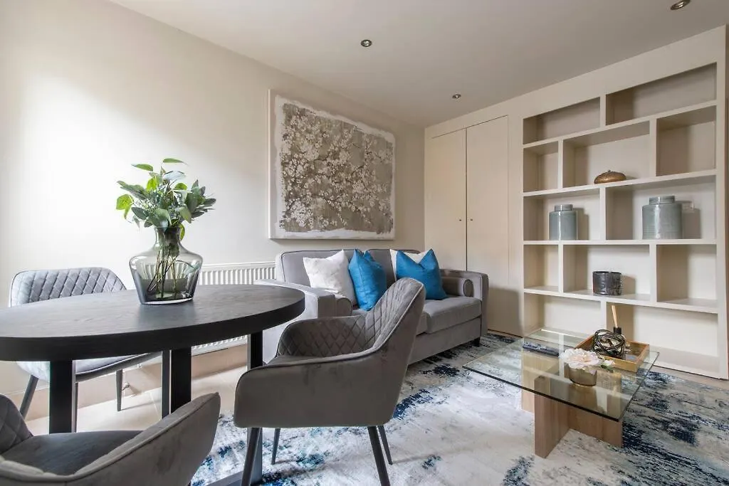 Elegant 1-Br Retreat In Ilford Centre Διαμέρισμα